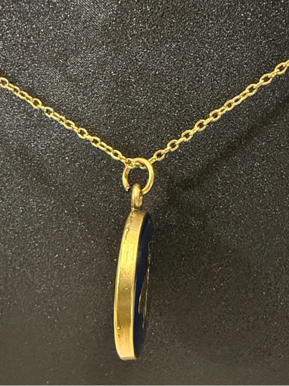 Gucci Gold Bee Pendant Necklace with Navy Enamel - Picture 3 of 4
